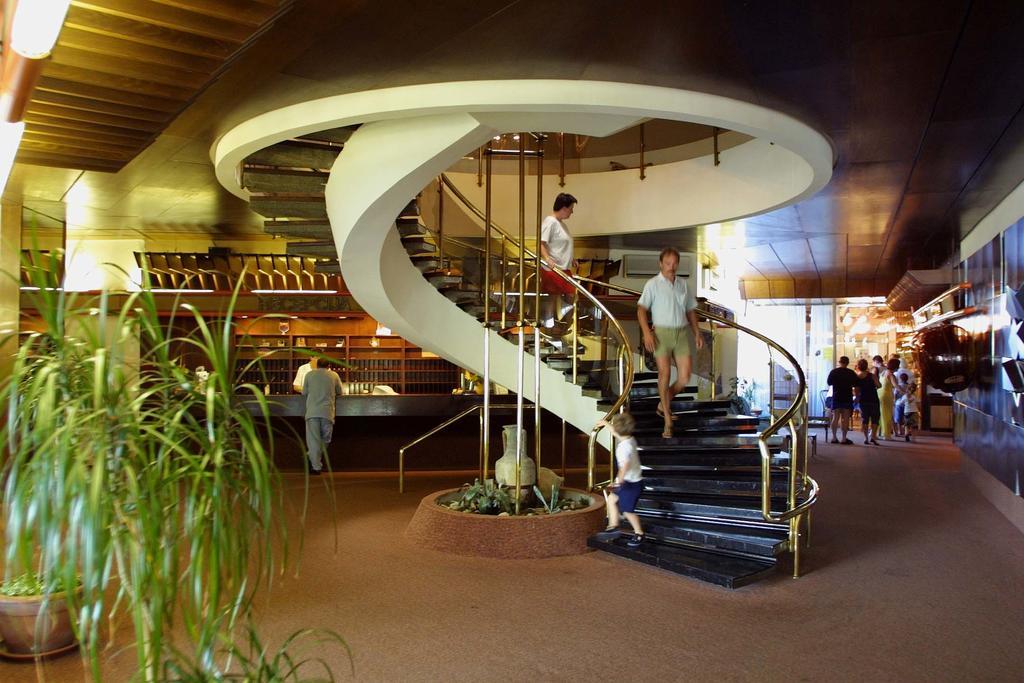 Hotel Adriatic Omišalj Exterior foto